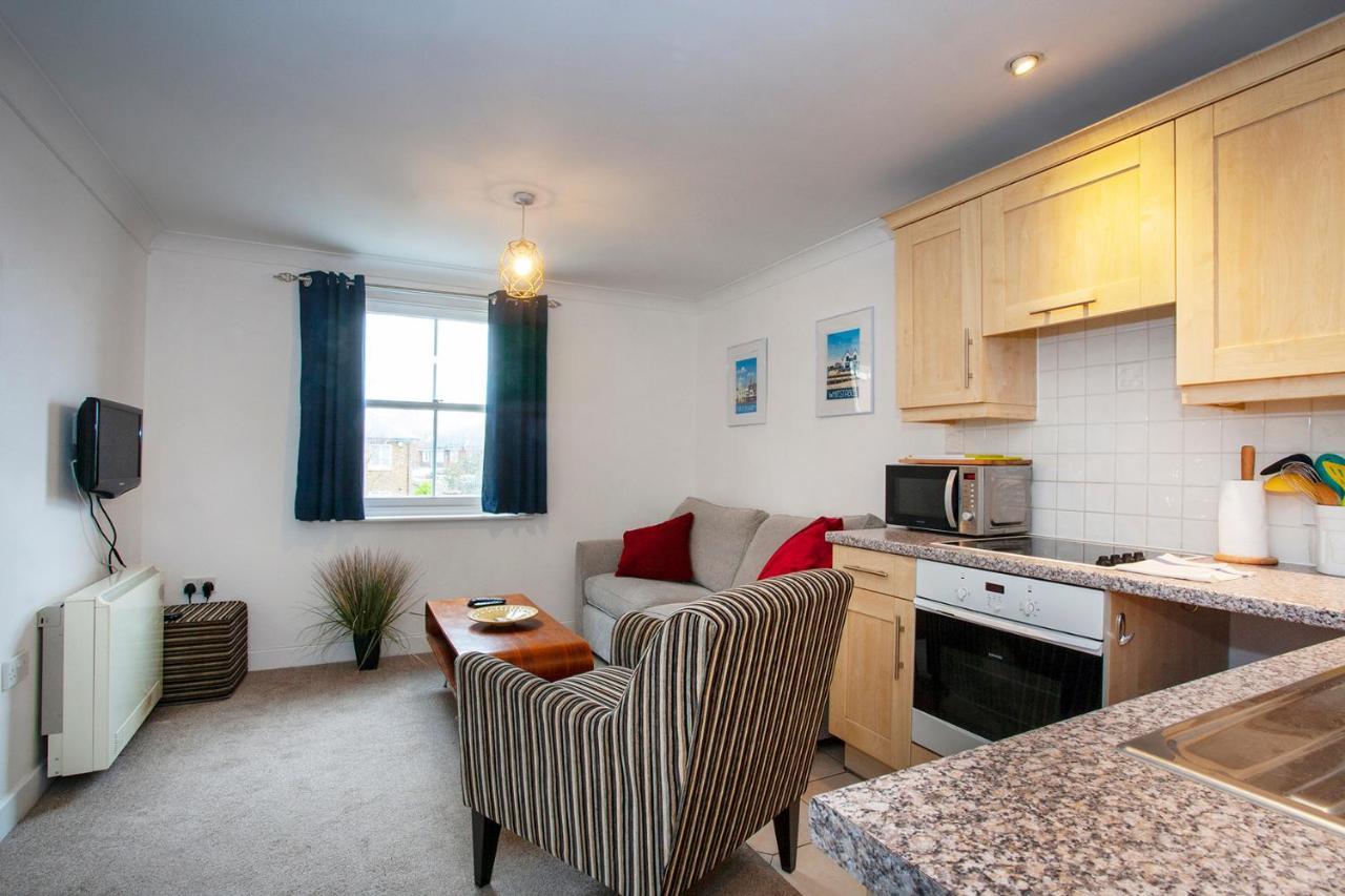 קנטרבורי The Spires - Cosy Apartment Just Outside Of City Centre מראה חיצוני תמונה